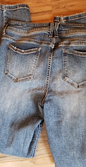 Maurice's n for s - Picture 4 of 4